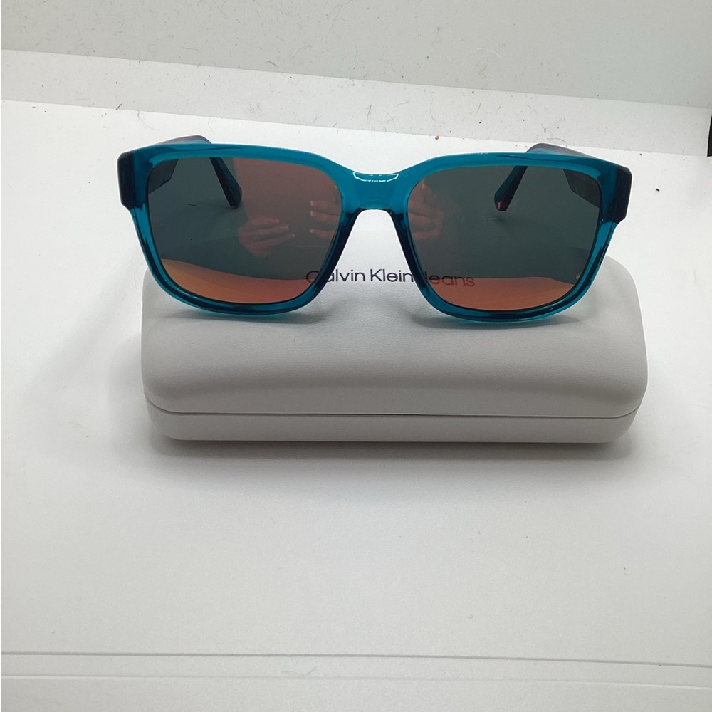 Calvin Klein sunglasses with case, blue color, brand new